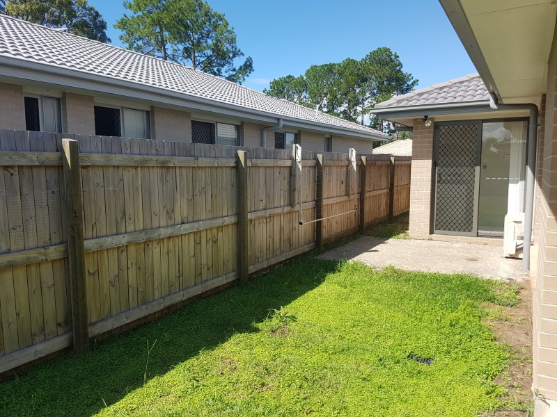4 Deschamps Close, Loganlea QLD 4131