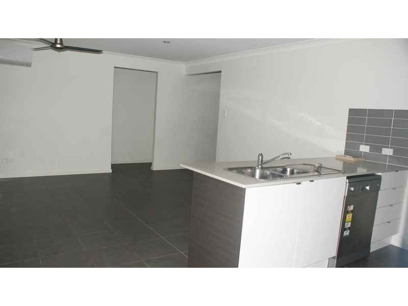 2 Montree Circuit, Kallangur QLD 4503