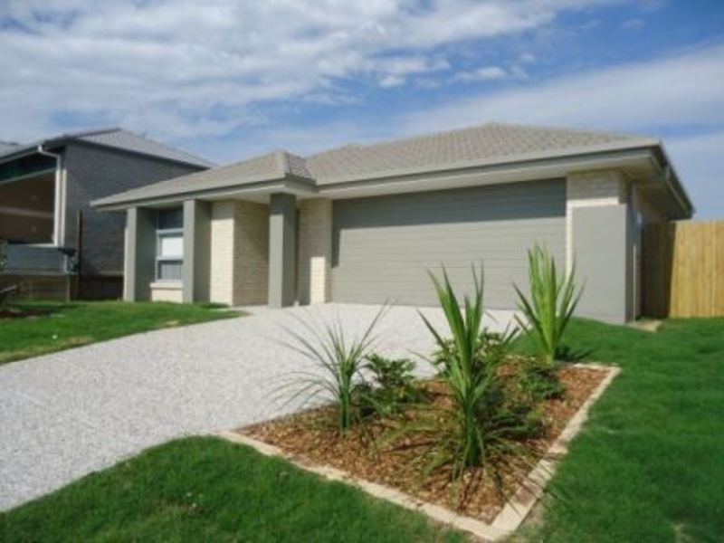 7 Boronia Street, Deebing Heights QLD 4306