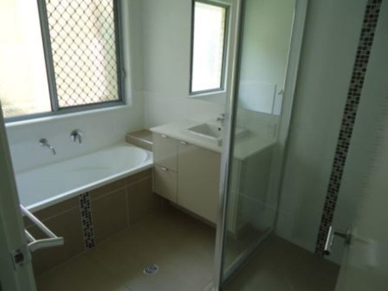 7 Boronia Street, Deebing Heights QLD 4306