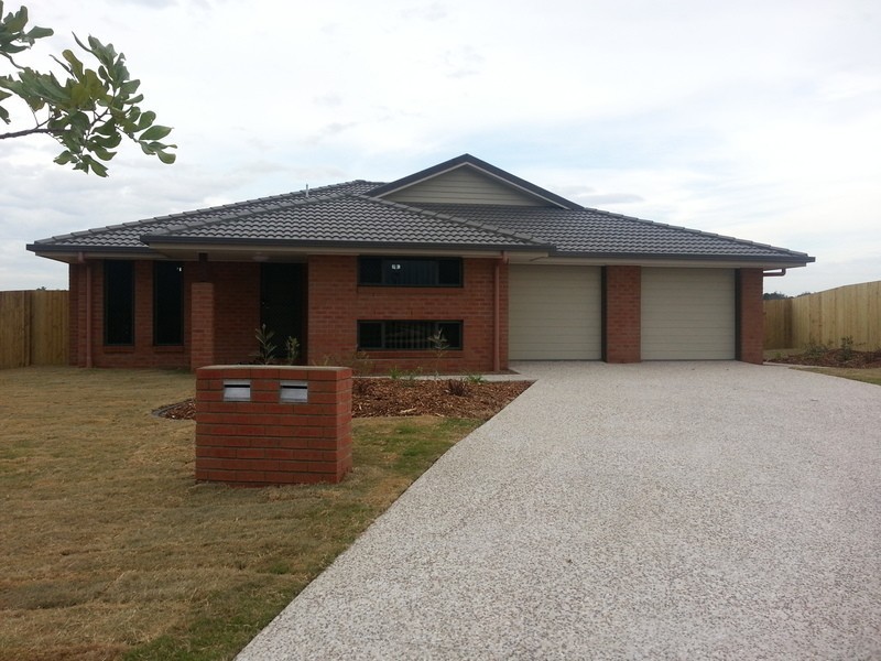 1/115 Sarah Drive, Yamanto QLD 4305