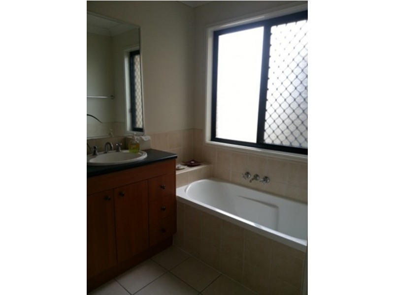 Camira QLD 4300