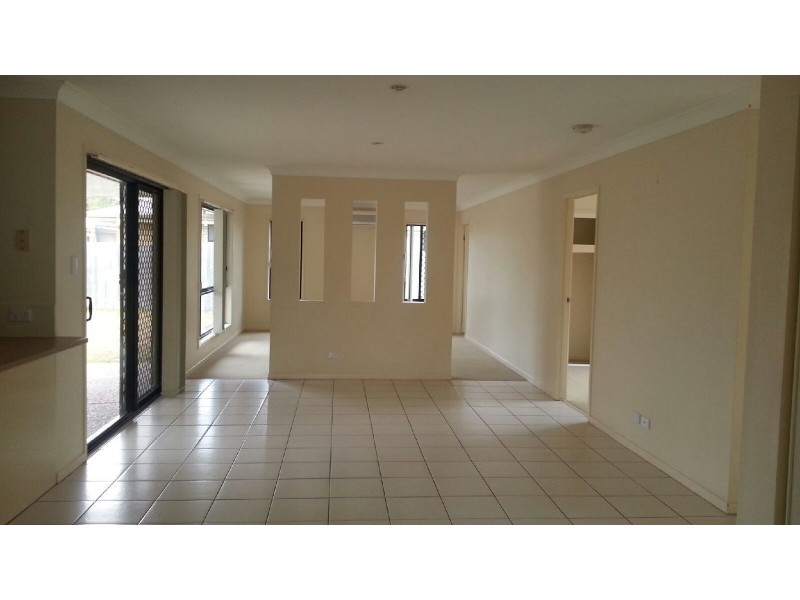 14 Devon Street, Bray Park QLD 4500