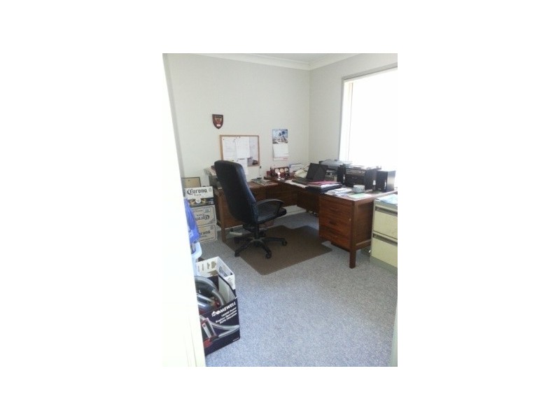 21 Cambridge Street, Boronia Heights QLD 4124