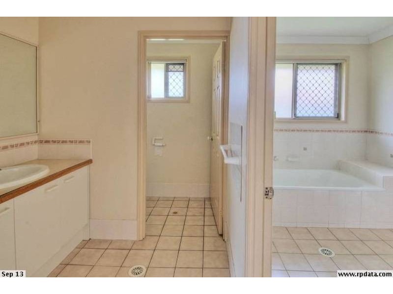 6 Talbot Place, Berrinba QLD 4117