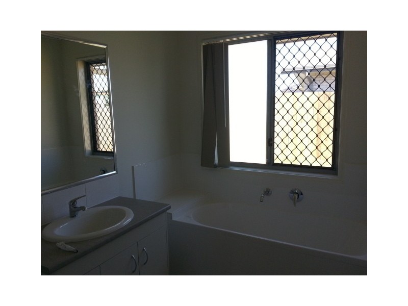 1/7 Kylah Court, Yamanto QLD 4305