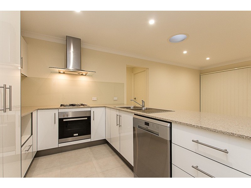 21 Cowie Street, Deebing Heights QLD 4306