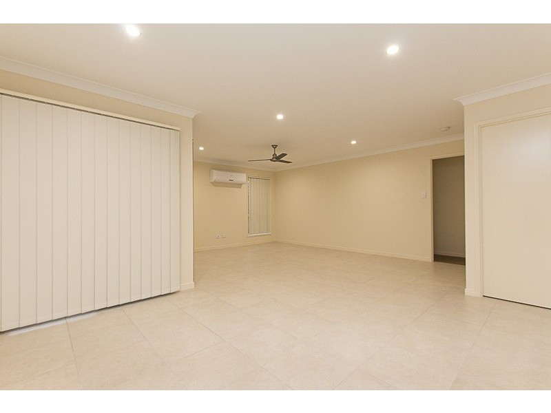 21 Cowie Street, Deebing Heights QLD 4306