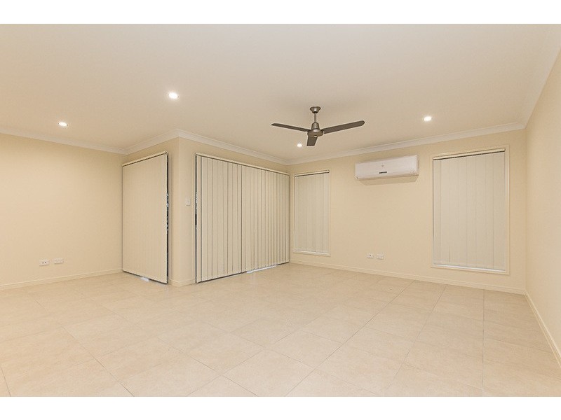 21 Cowie Street, Deebing Heights QLD 4306