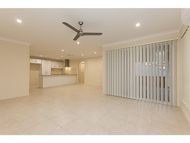 21 Cowie Street, Deebing Heights QLD 4306