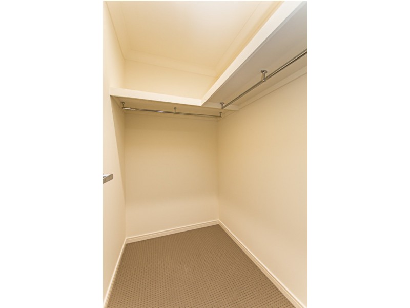 21 Cowie Street, Deebing Heights QLD 4306