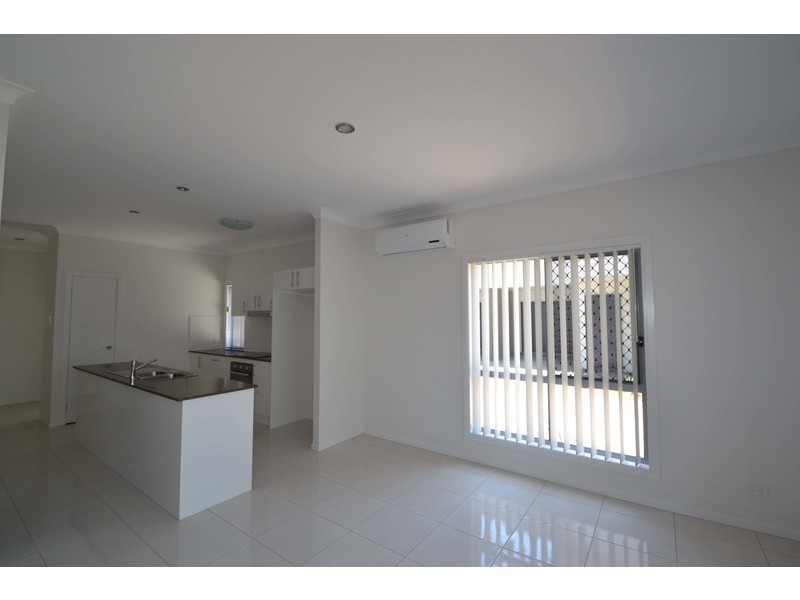 2a/76 Queen Street, Cleveland QLD 4163