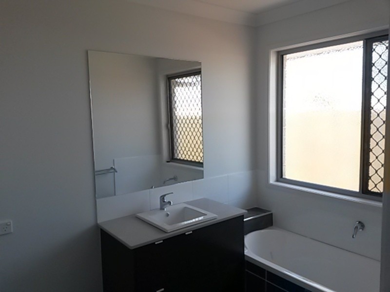 42 Feather Court, Morayfield QLD 4506