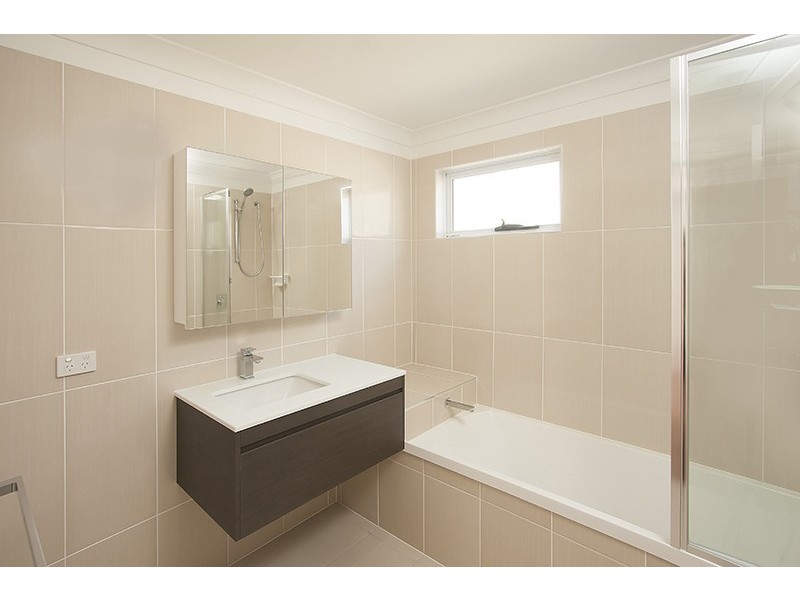 108 Boundary Road, Bardon QLD 4065