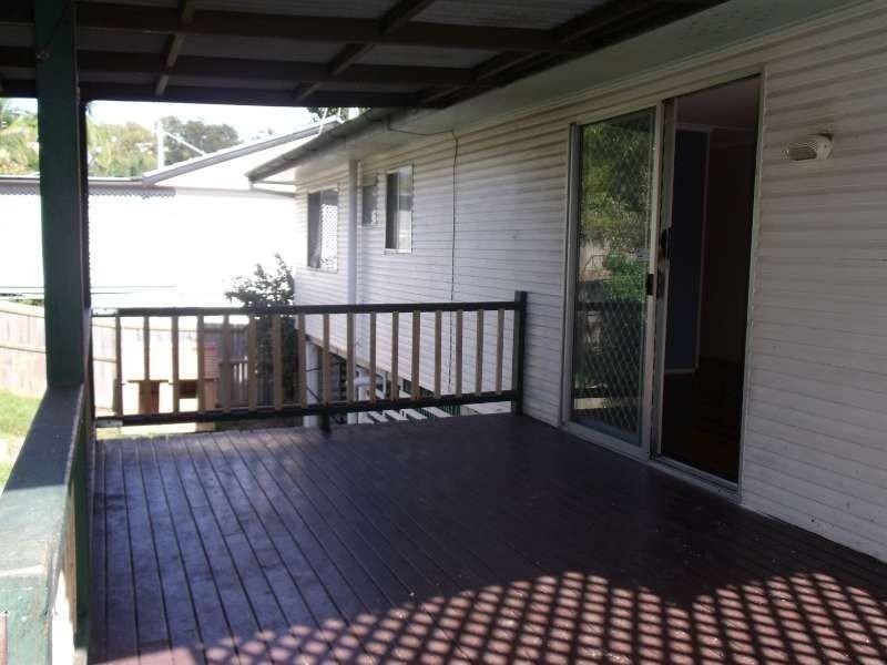 12 Cleves Street, Beenleigh QLD 4207