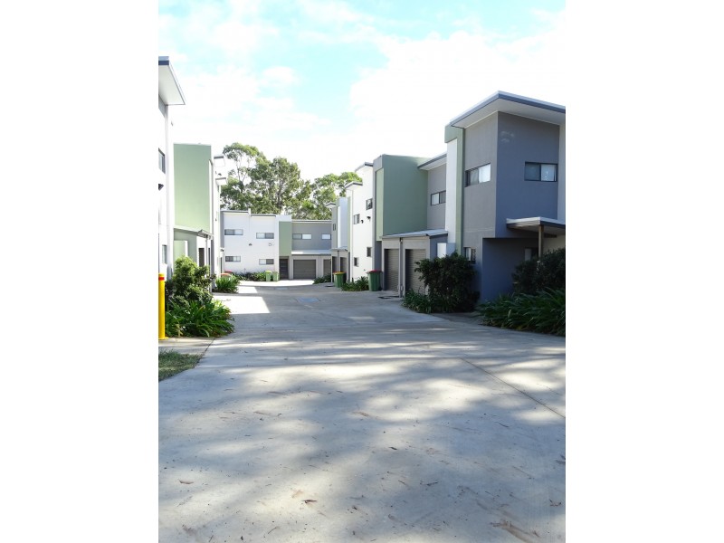 8/122-124 Fryars Road, Eagleby QLD 4207