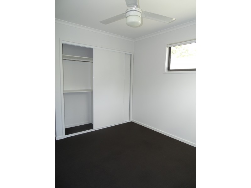 8/122-124 Fryars Road, Eagleby QLD 4207
