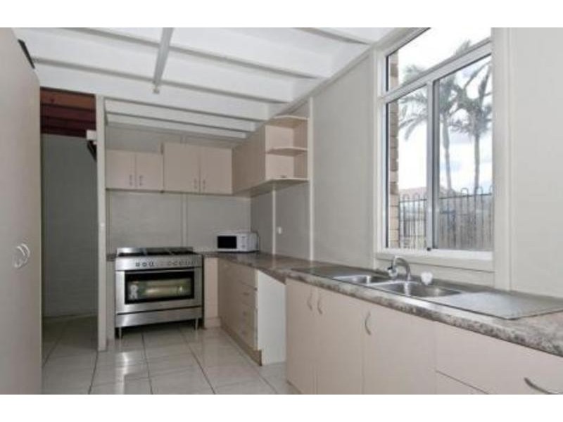 3 Embley Court, Eagleby QLD 4207