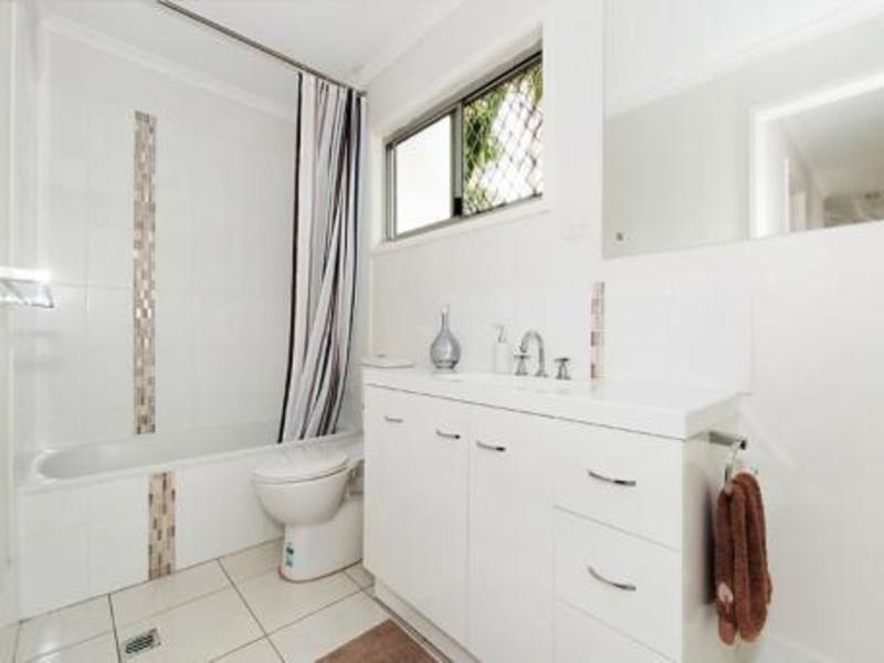 81 River Hills Road, Eagleby QLD 4207