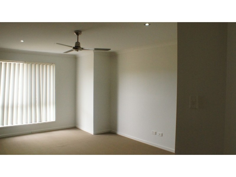 30 Baxter Crescent, Caboolture QLD 4510