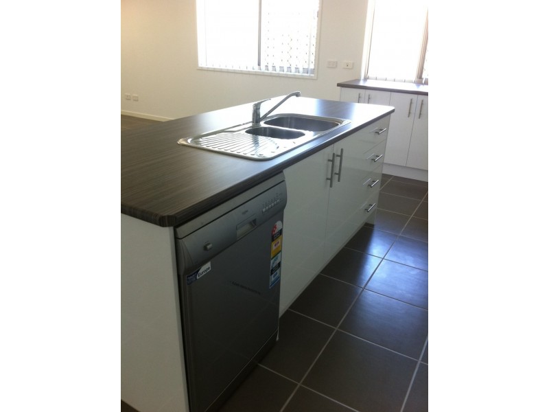 32 Trevor Street, Bellbird Park QLD 4300