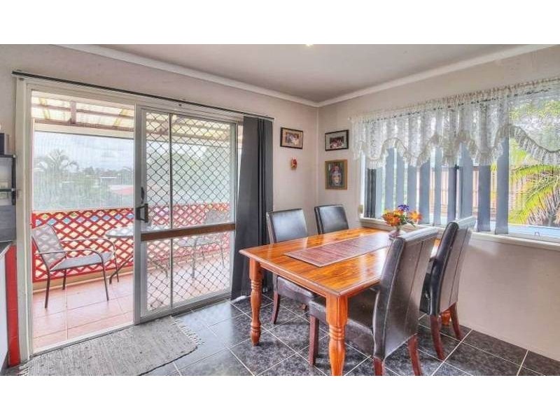 10 Kenny Street, Woodridge QLD 4114