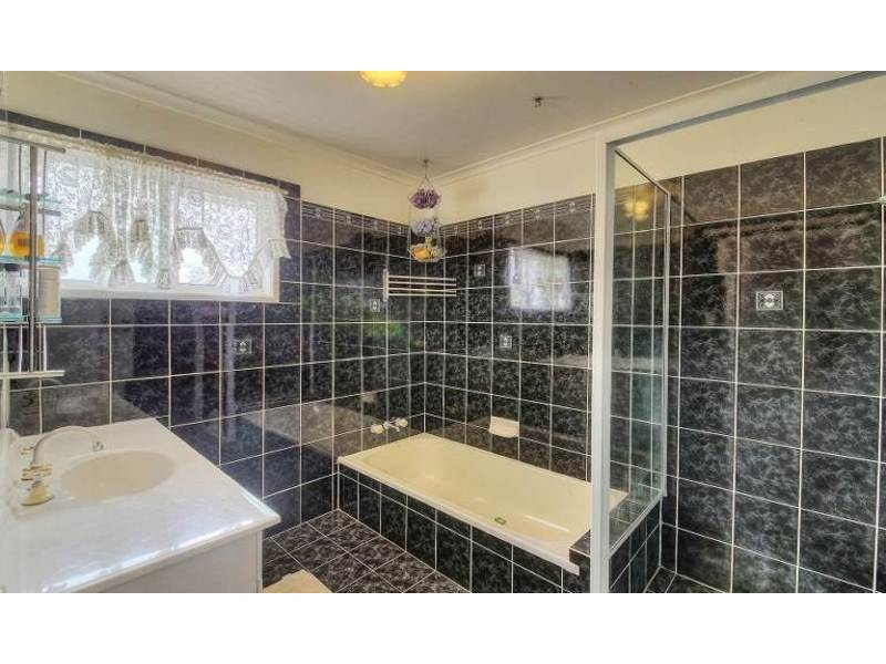 10 Kenny Street, Woodridge QLD 4114