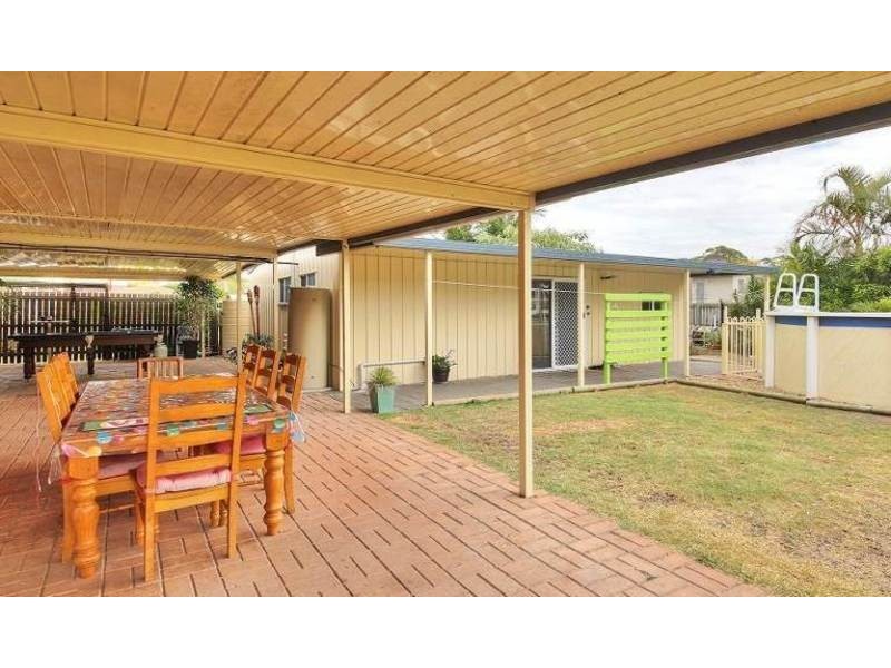 10 Kenny Street, Woodridge QLD 4114