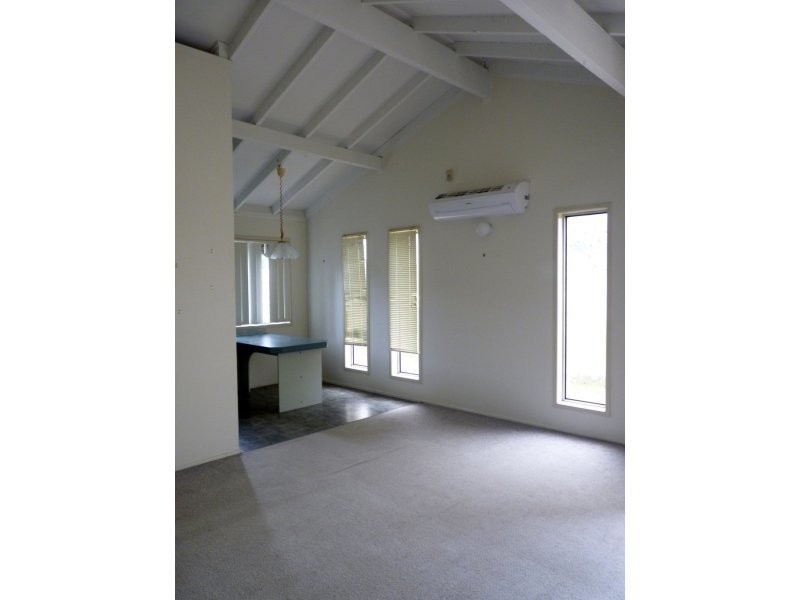 12 Forestwood Street, Crestmead QLD 4132