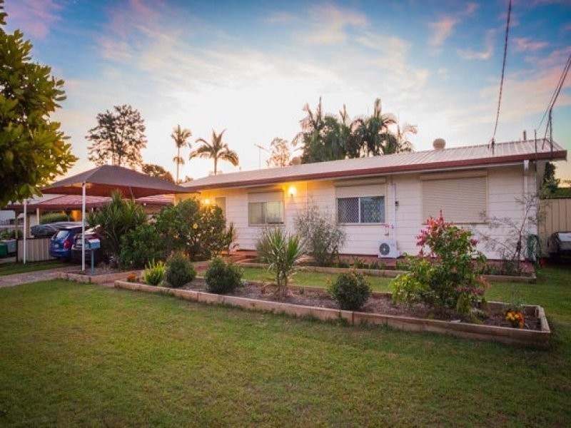 16 Maple Street, Marsden QLD 4132