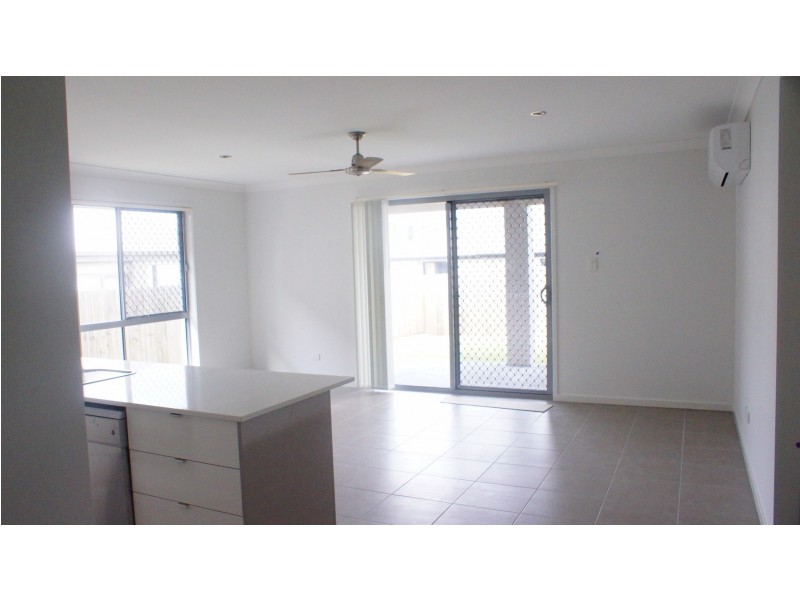 10 Kawana Street, North Lakes QLD 4509