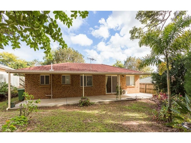 16 Melnik Drive, Loganlea QLD 4131