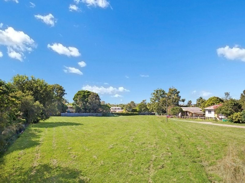 39 Samsonvale Road, Strathpine QLD 4500