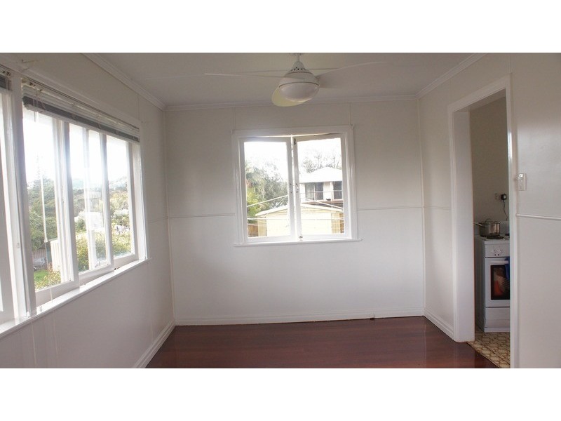 21 Roger Street, Birkdale QLD 4159