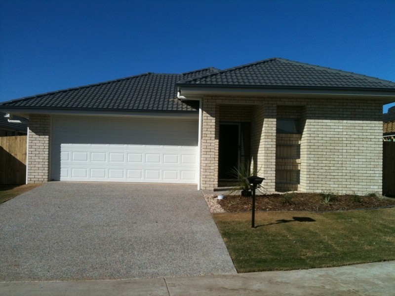 17 Dandelion Street, Griffin QLD 4503