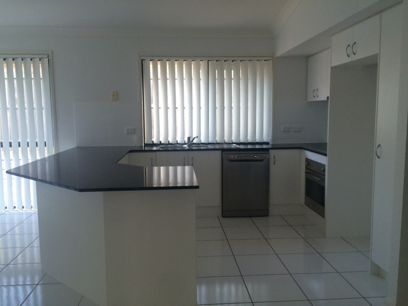 78 Paul Drive, Regents Park QLD 4118