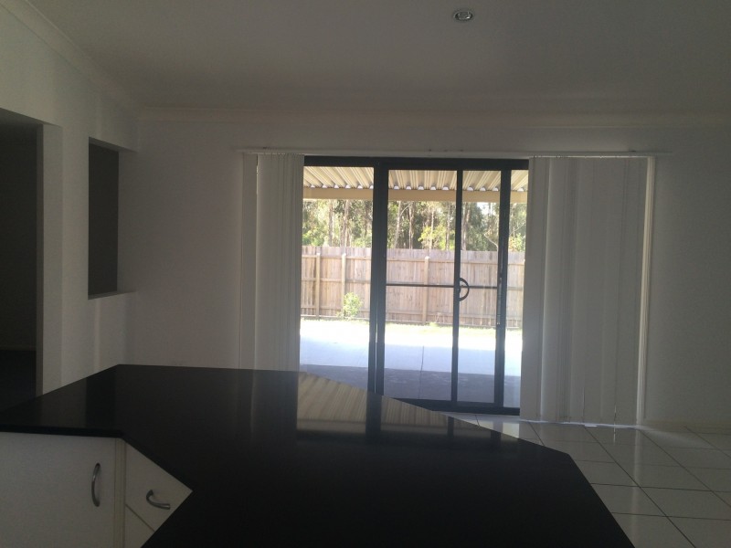 78 Paul Drive, Regents Park QLD 4118