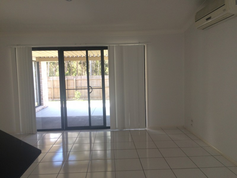 78 Paul Drive, Regents Park QLD 4118