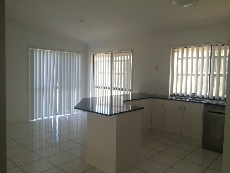 78 Paul Drive, Regents Park QLD 4118