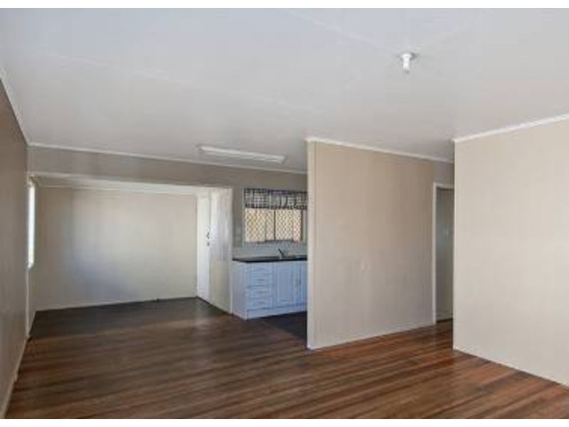 6 North Road, Woodridge QLD 4114