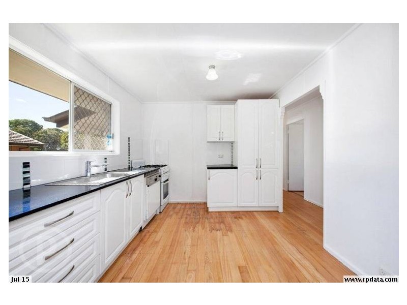 10 Knight Street, Loganlea QLD 4131