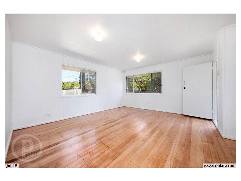 10 Knight Street, Loganlea QLD 4131