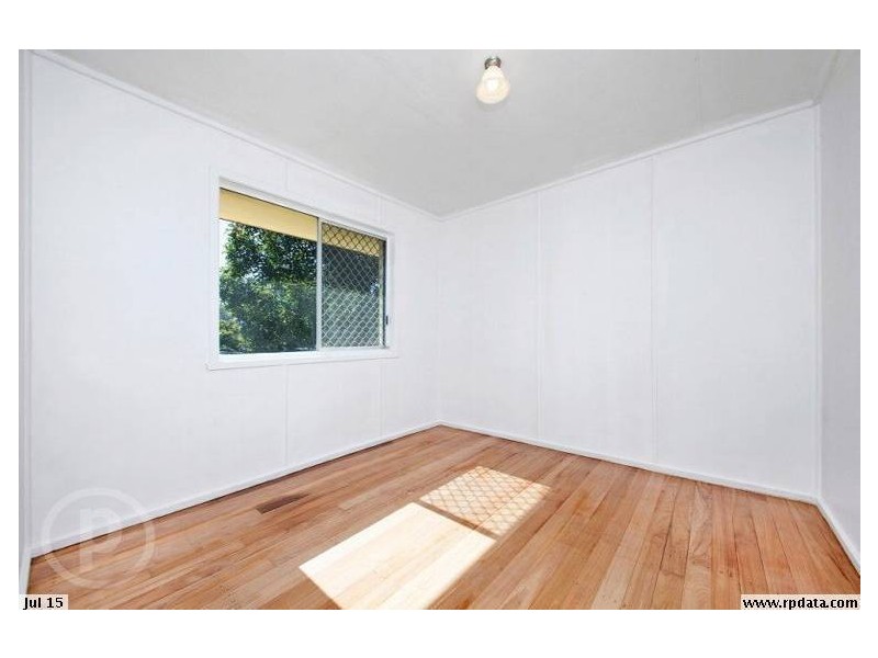 10 Knight Street, Loganlea QLD 4131