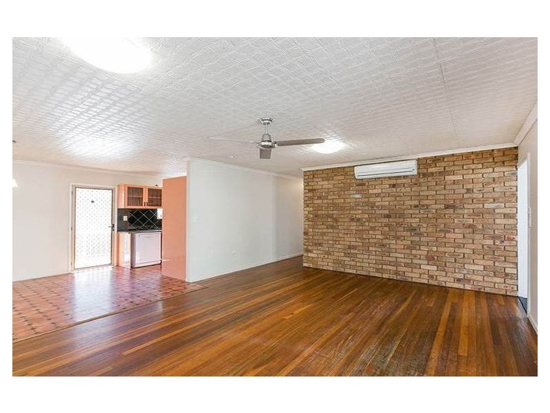 5 Mansfield Street, Strathpine QLD 4500