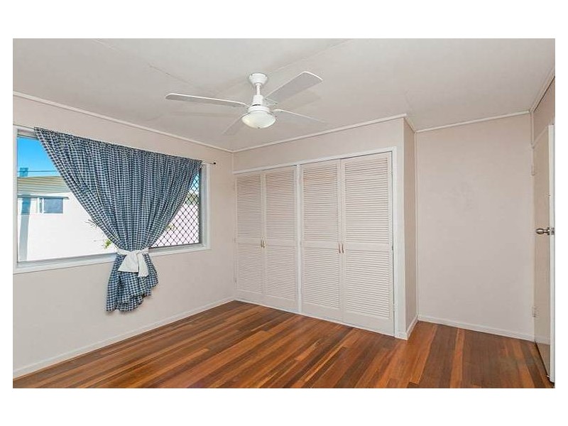 5 Mansfield Street, Strathpine QLD 4500
