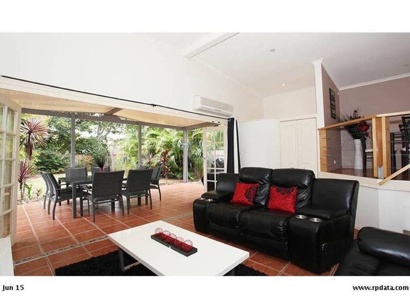 12 Cambus Street, Runcorn QLD 4113