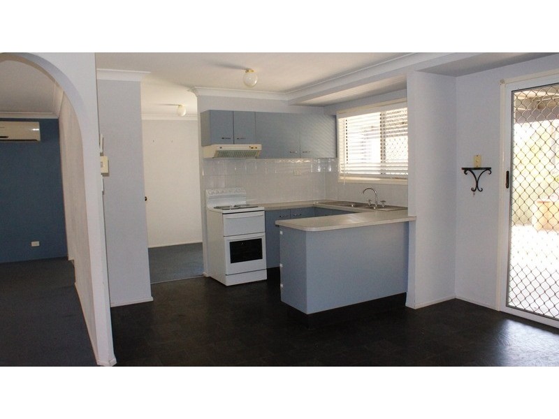 8 Fairfax Avenue, Bethania QLD 4205