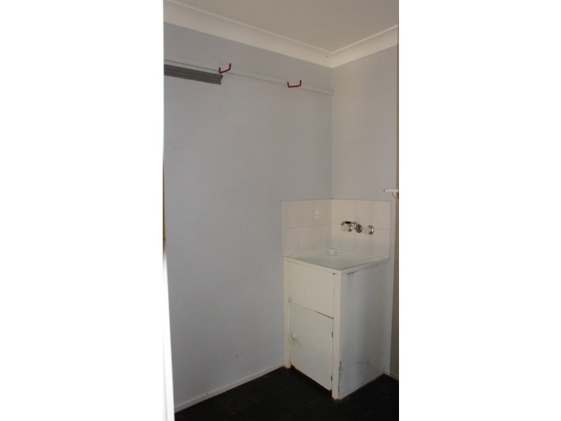 8 Fairfax Avenue, Bethania QLD 4205