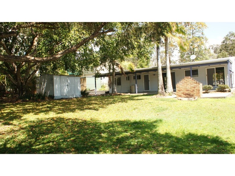 8 Fairfax Avenue, Bethania QLD 4205