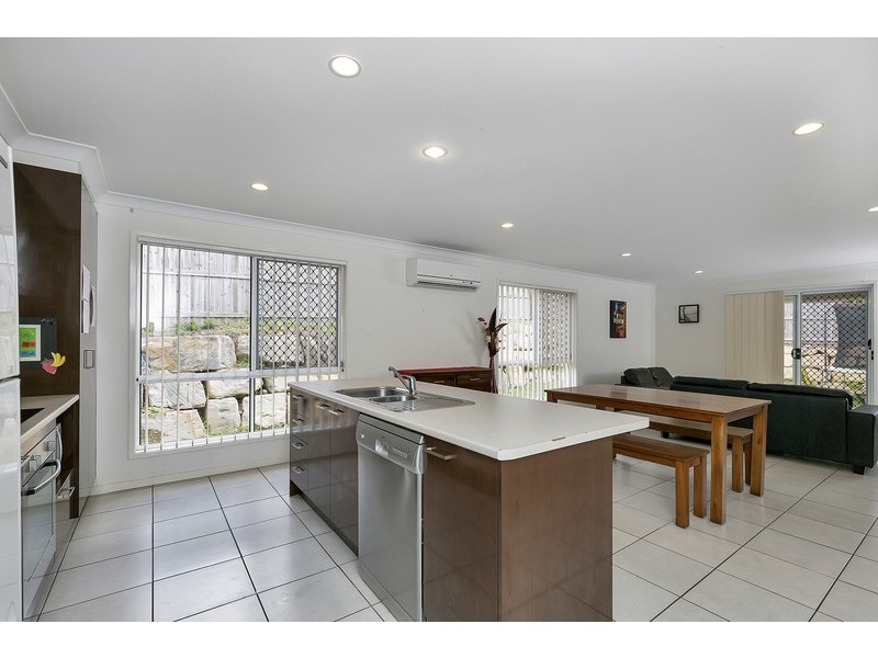 54 Gordon Street, Bellbird Park QLD 4300